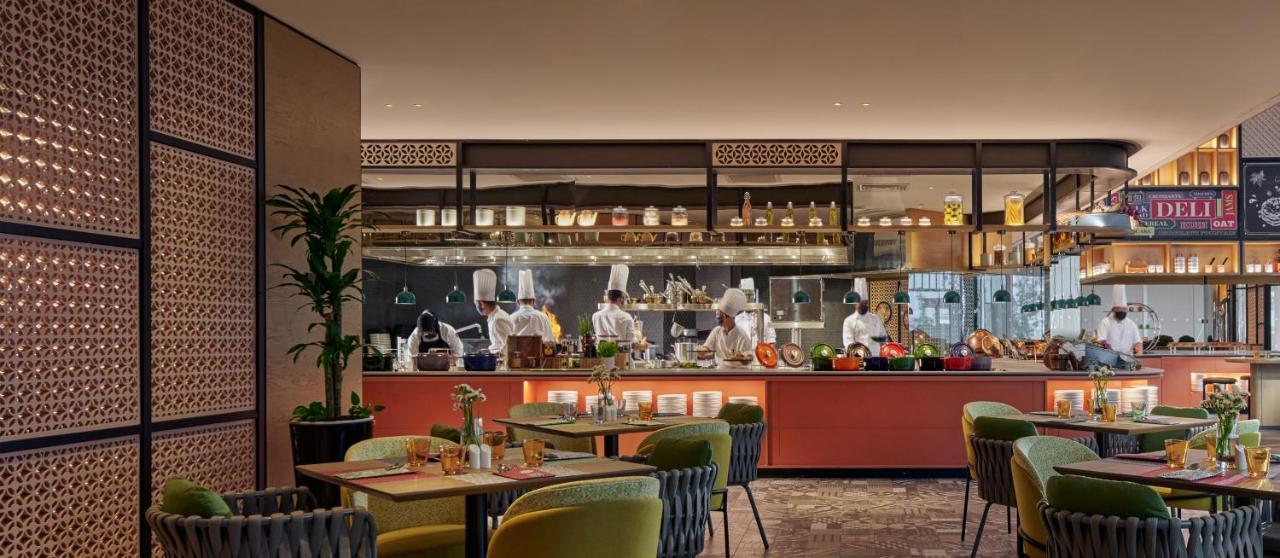 Amari SPICE Penang Hotel Bayan Lepas Bagian luar foto The Kitchen Table